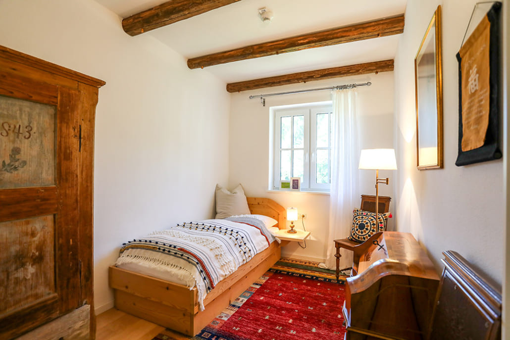 yogahof_zimmer_das-kleine-1-1030x687