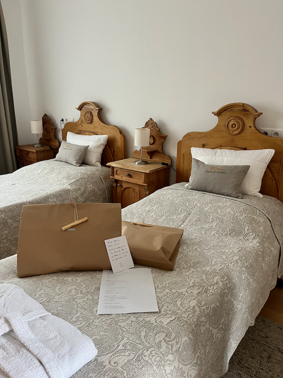 Double Room Kukmirn Yogahof | Yoga and Clay Retreat Burgenland März 2026